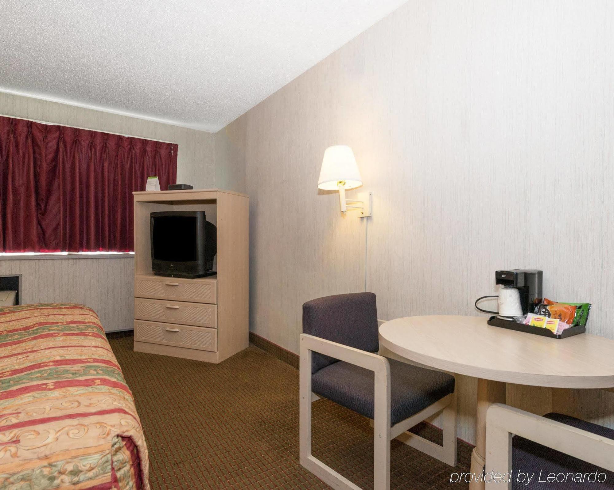 Rodeway Inn Аннаполис Экстерьер фото